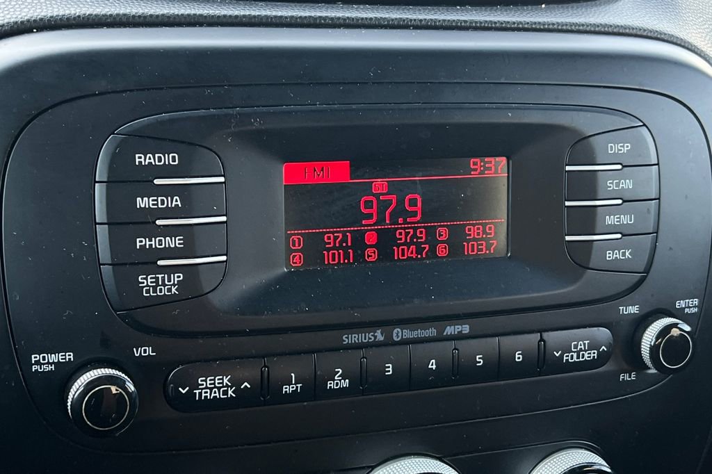 Used 2016 Kia Soul Base image 22