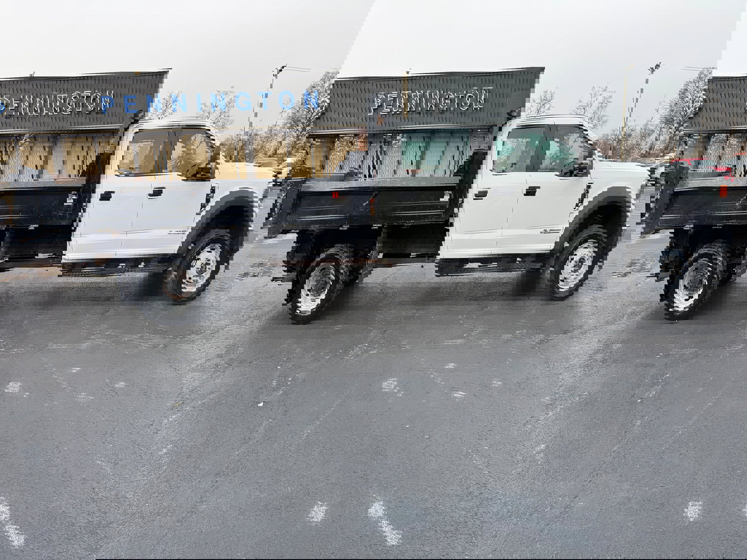 Used 2022 Ford F450 XL w/ Power Equipment Group image 8