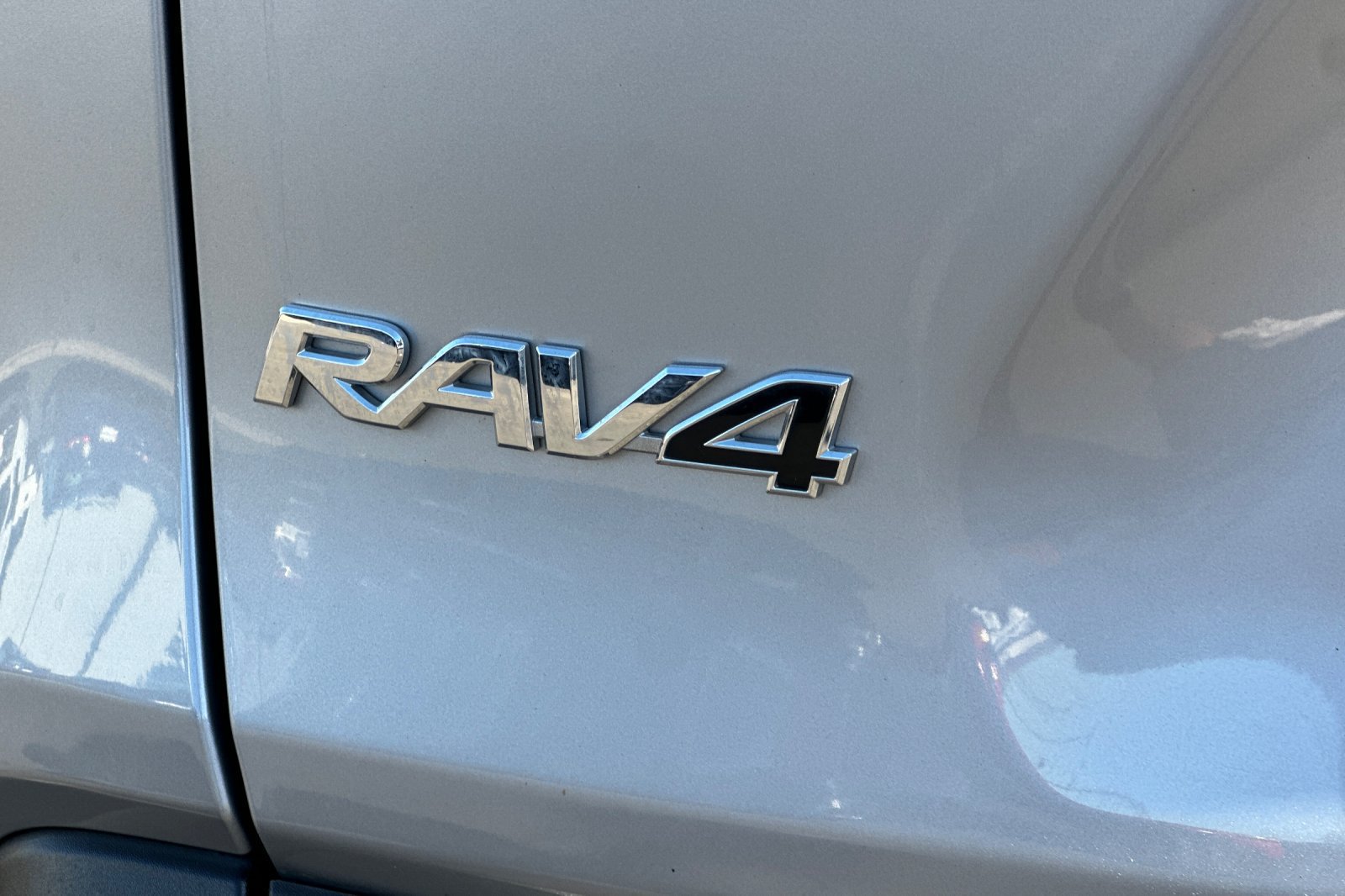 Certified 2019 Toyota RAV4 Limited AWD/4WD image 28
