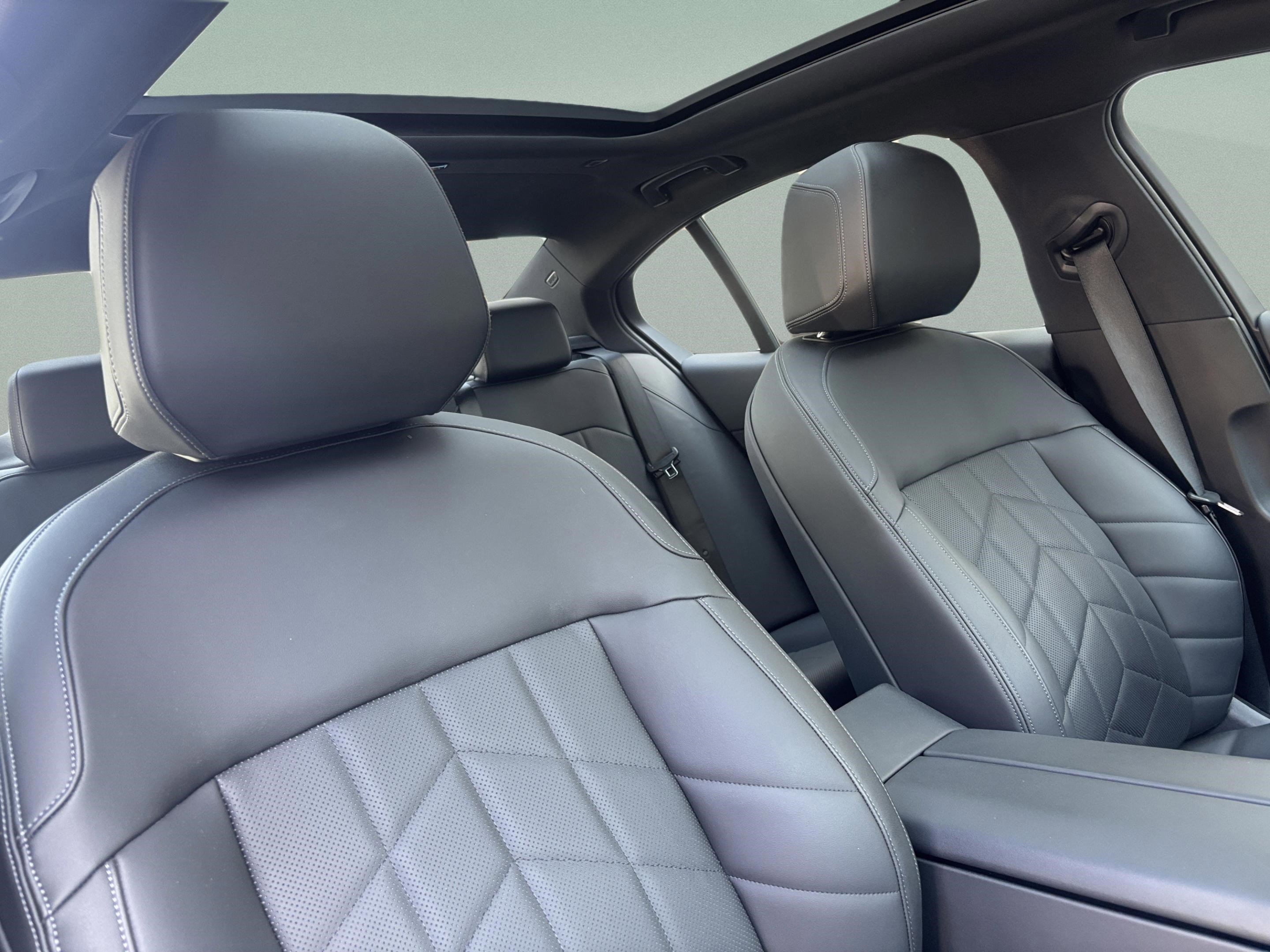 Used 2024 BMW i5 M60 w/ Premium Package image 22