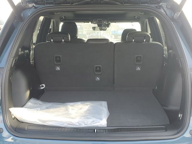 New 2026 Jeep Grand Cherokee Limited w/ Limited Altitude Package image 9