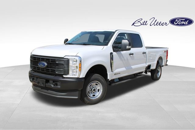 New 2026 Ford F250 XL w/ FX4 Off-Road Package
