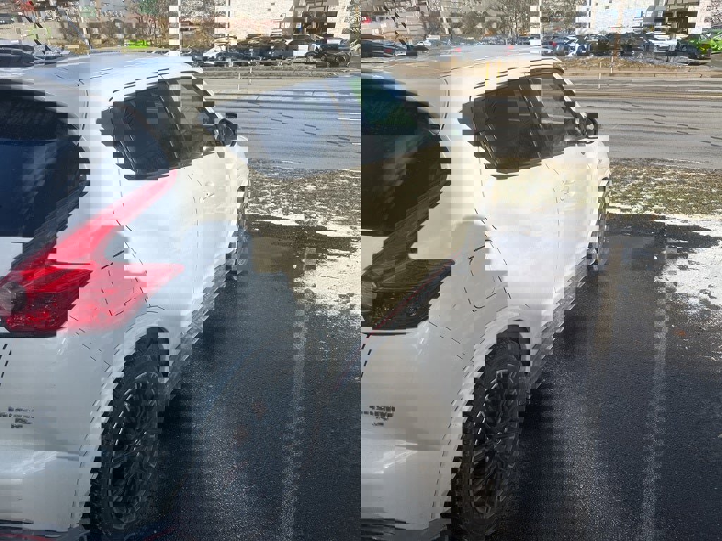 Used 2014 Nissan Juke NISMO RS image 7