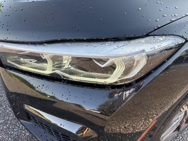 Used 2022 BMW M760i xDrive AWD/4WD image 8
