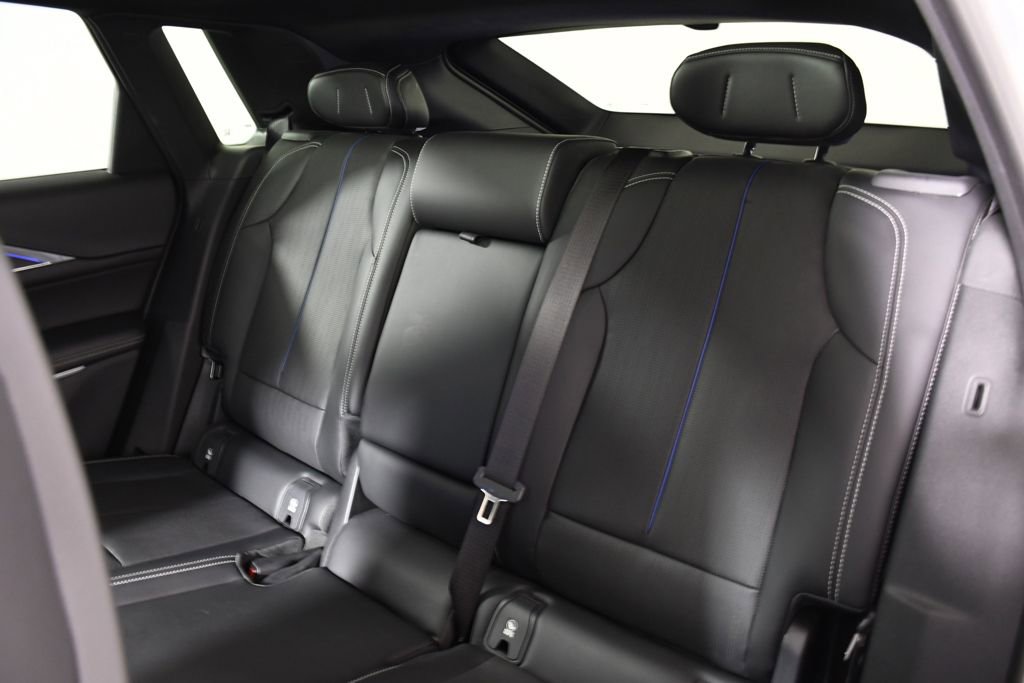 Used 2024 Cadillac Lyriq Luxury image 27