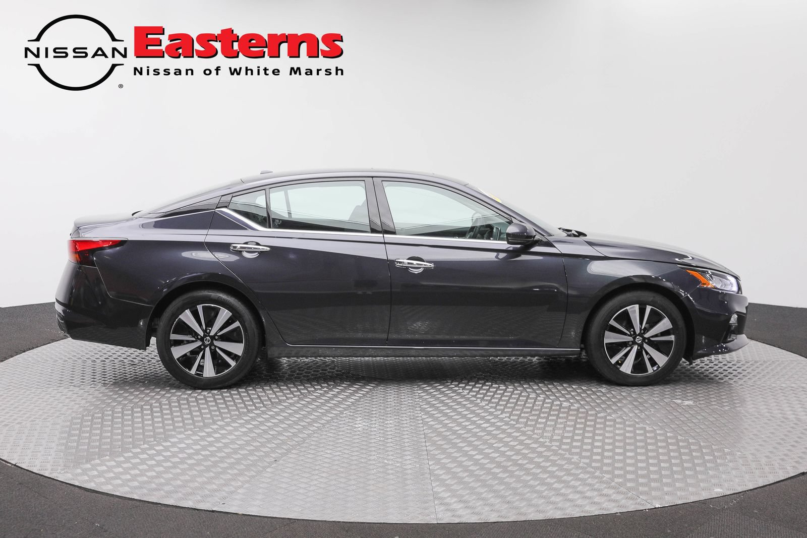 Used 2019 Nissan Altima 2.5 SV FWD image 4