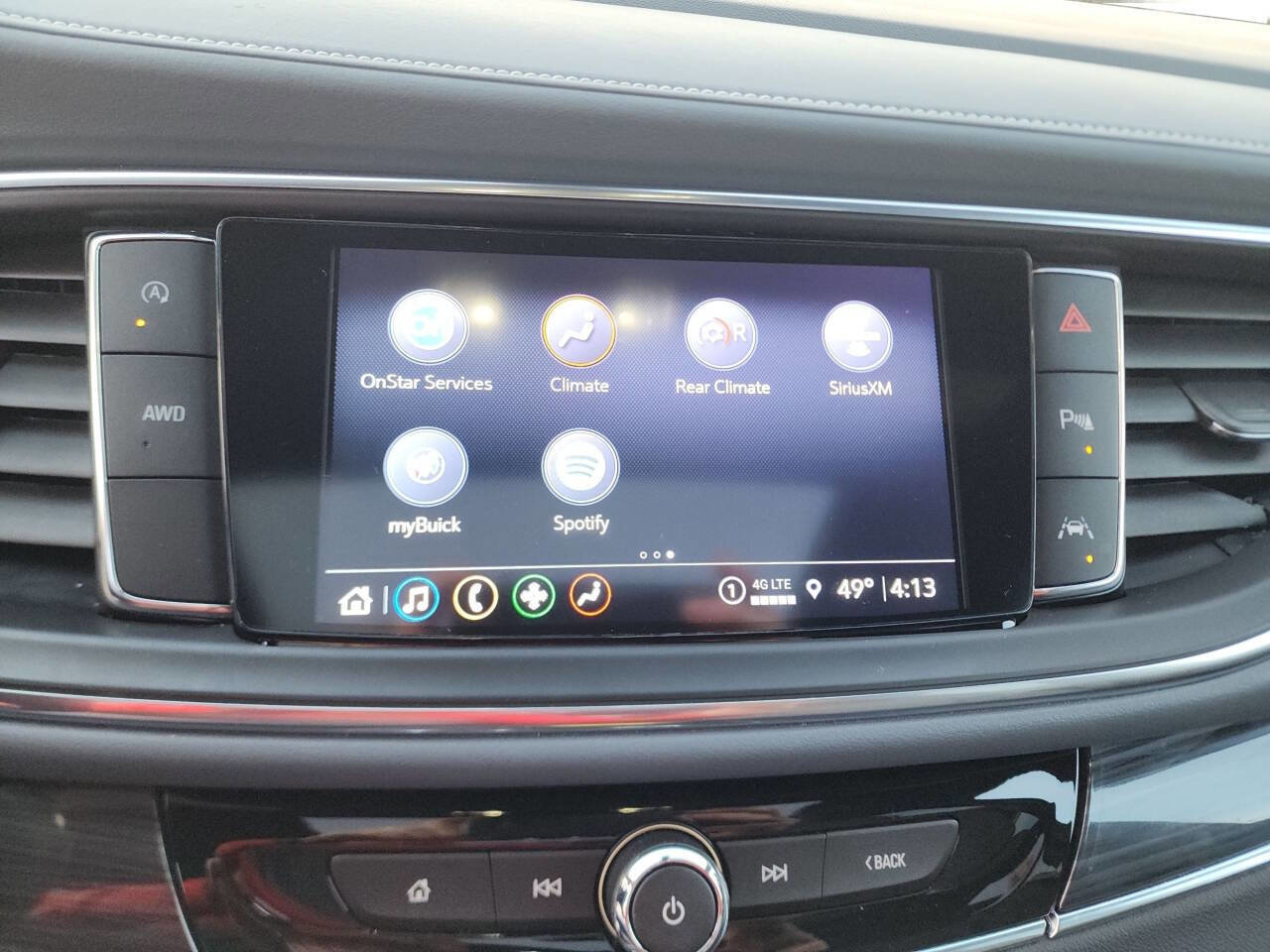 Used 2024 Buick Enclave Essence w/ Experience Buick Package image 14