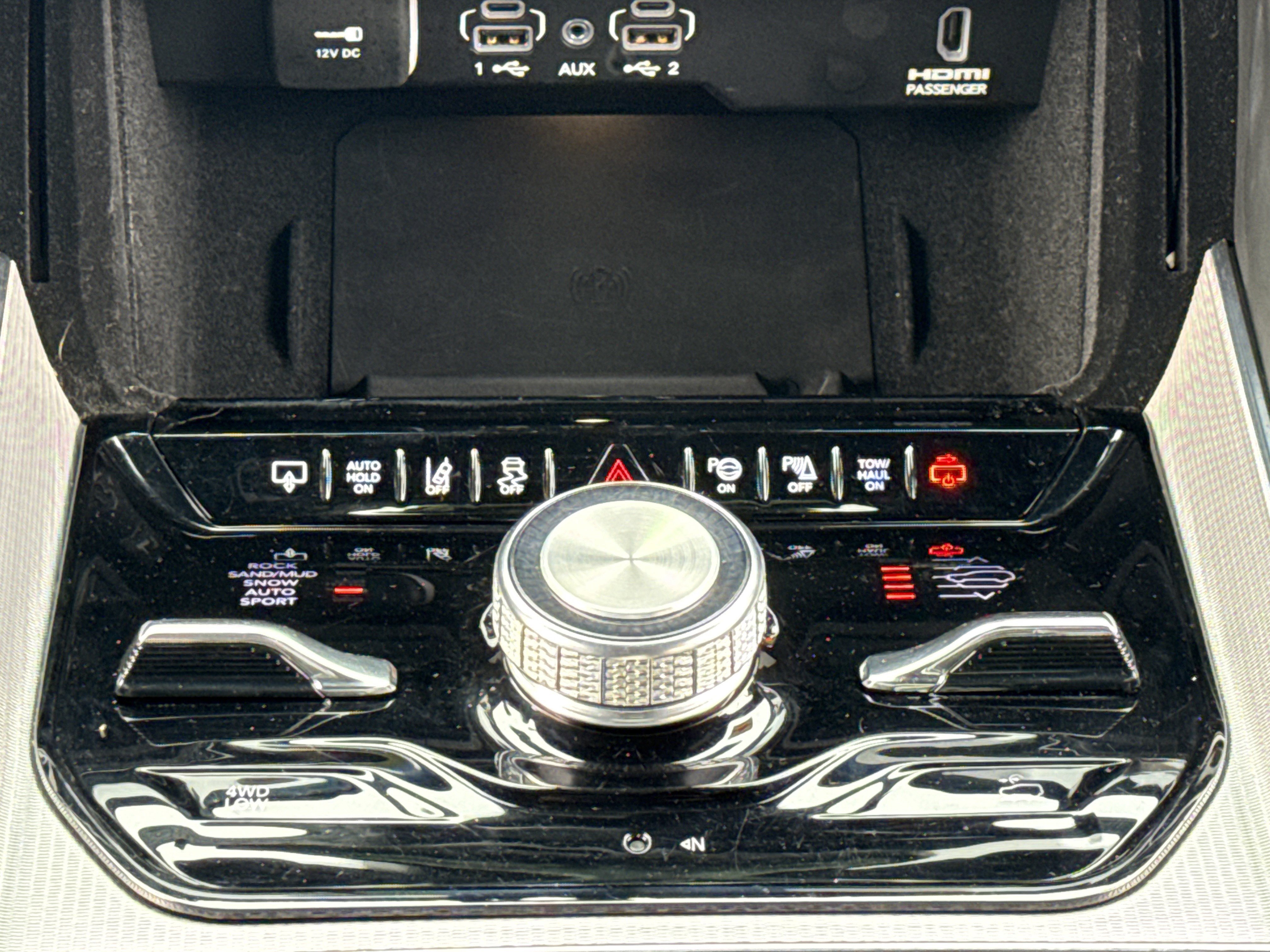 Used 2022 Jeep Grand Wagoneer Series II w/ Premium Group II image 26