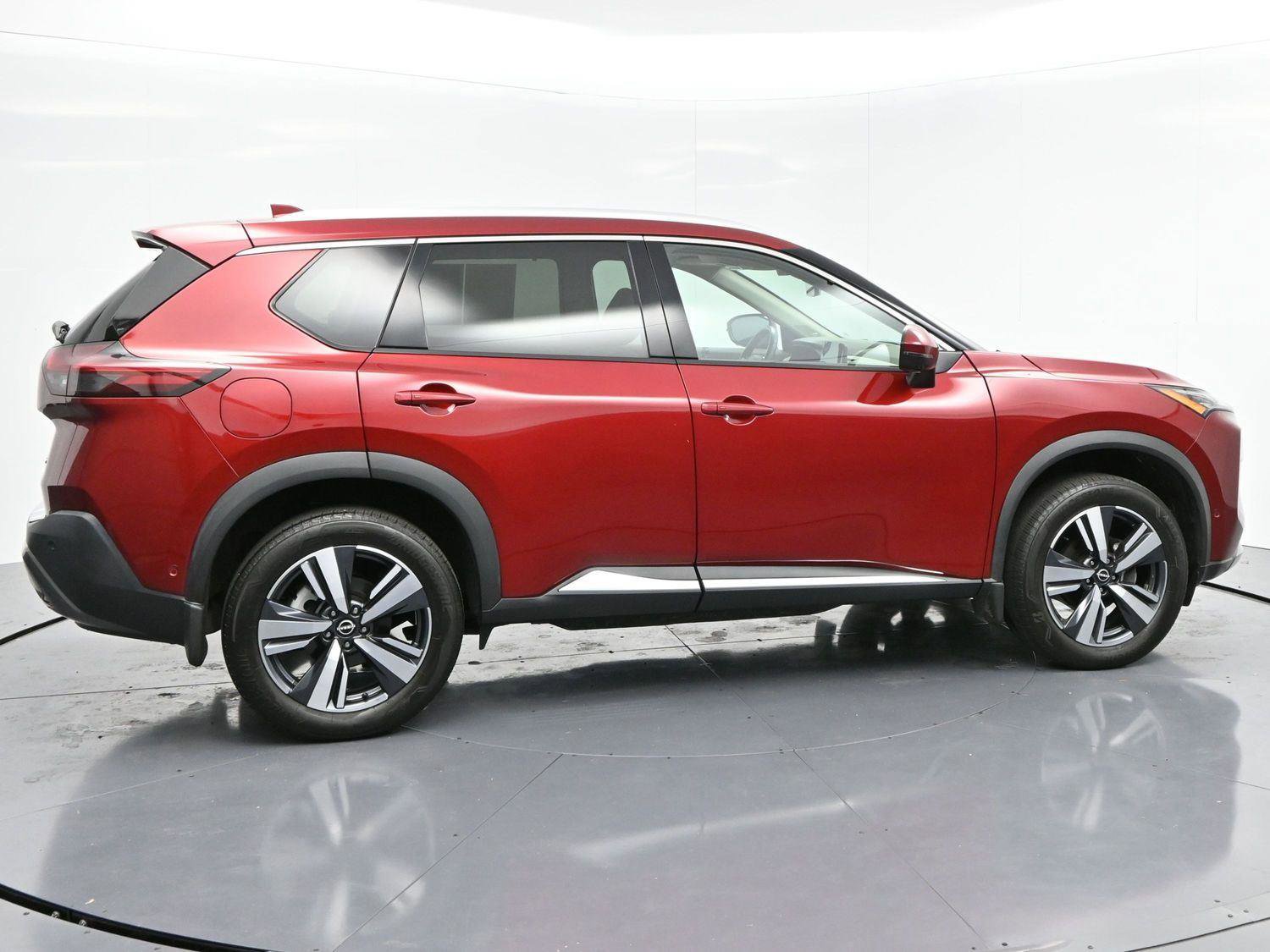 Used 2022 Nissan Rogue SL w/ SL Premium Package image 8