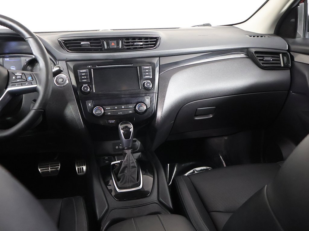 Used 2022 Nissan Rogue Sport SL w/ Premium Package image 35
