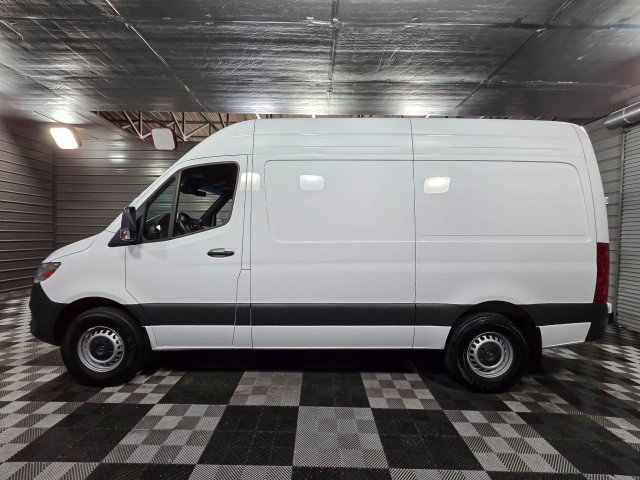 Used 2024 Mercedes-Benz Sprinter 2500 image 8