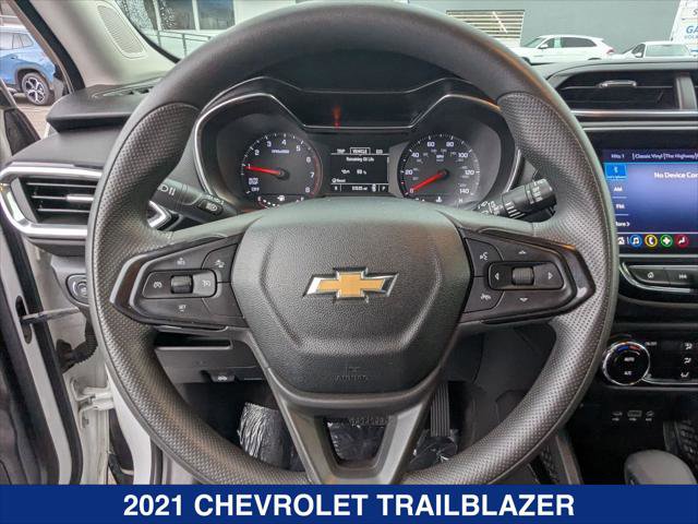 Used 2021 Chevrolet TrailBlazer LT w/ Convenience Package image 15