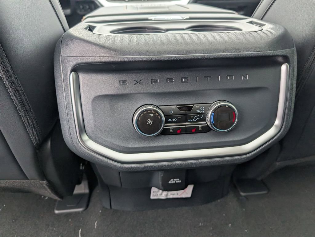 New 2026 Ford Expedition Tremor image 38