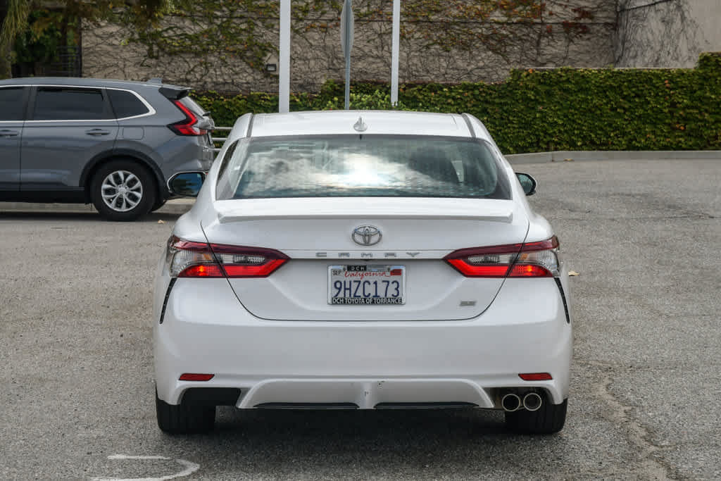 Used 2024 Toyota Camry SE FWD image 7