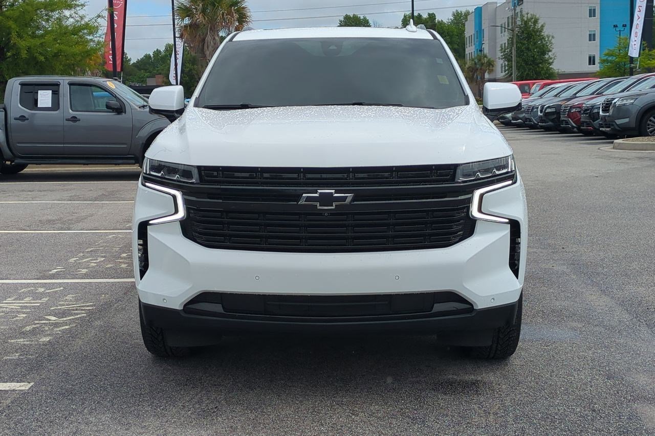 Used 2021 Chevrolet Tahoe RST w/ Luxury Package RWD image 9