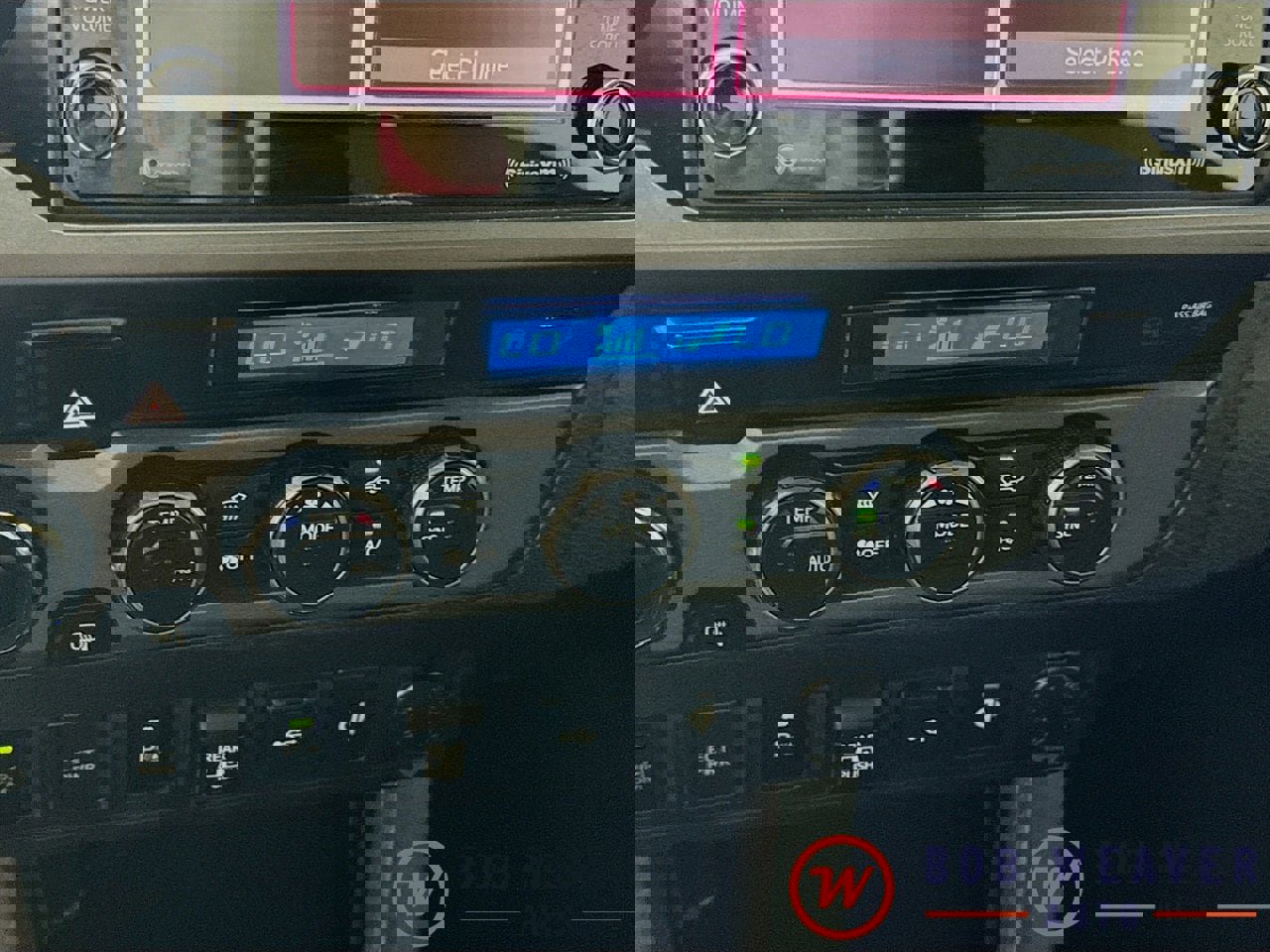 Used 2021 Toyota Tacoma SR image 16