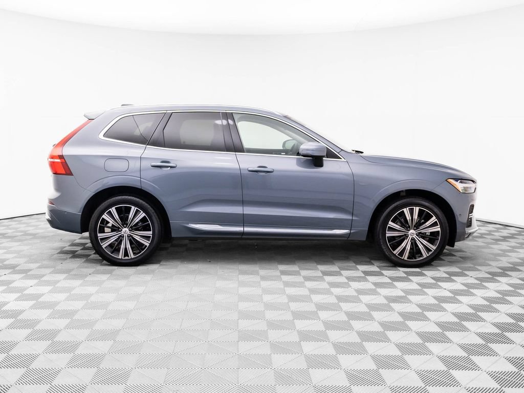 Used 2023 Volvo XC60 B5 Plus w/ Climate Package AWD/4WD image 8