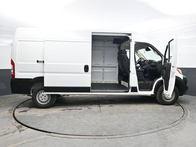Used 2025 RAM ProMaster 2500 w/ Convenience Group image 46