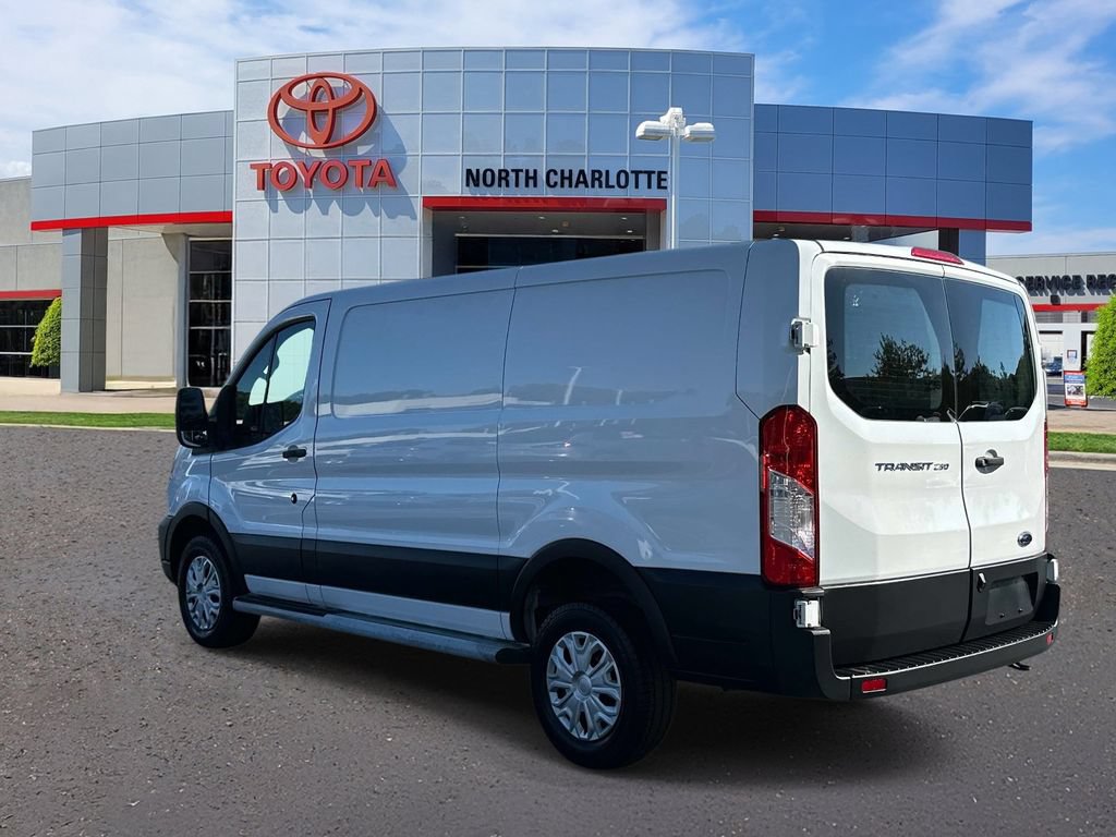 Used 2025 Ford Transit 250 Low Roof w/ Exterior Upgrade Package RWD image 6