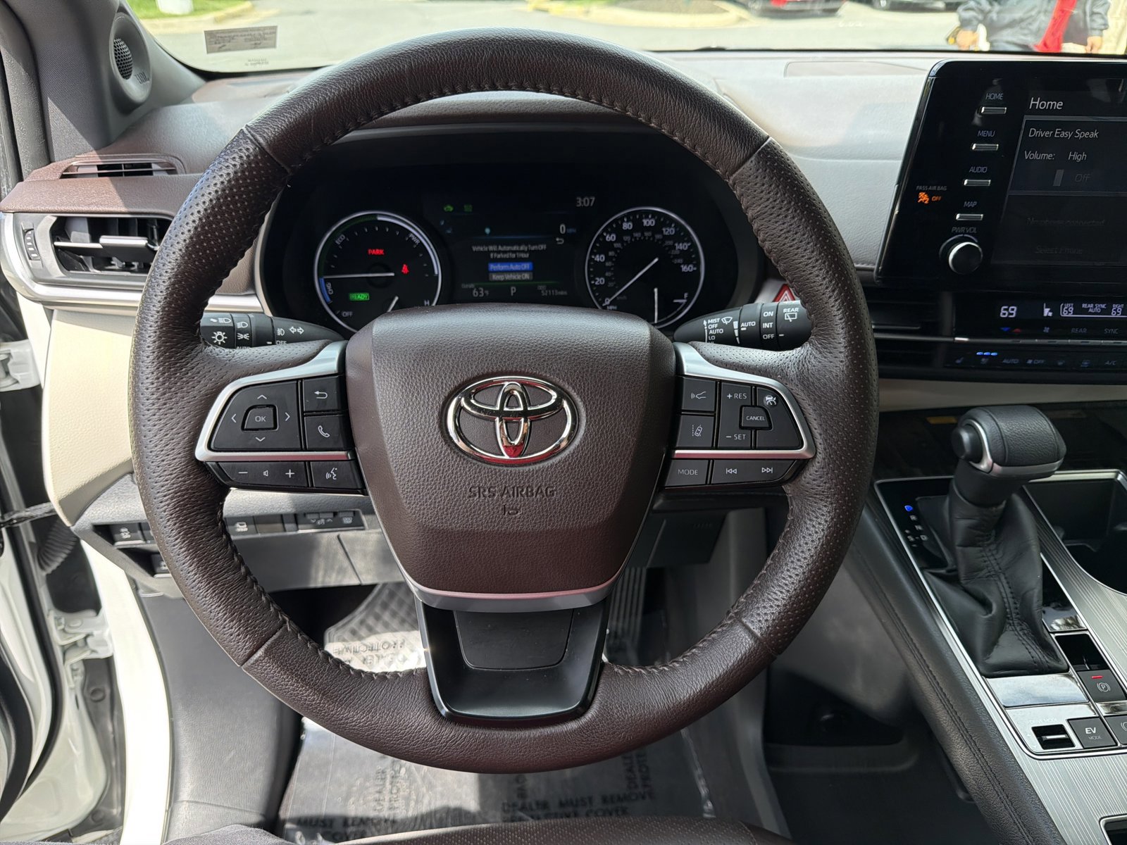 Used 2021 Toyota Sienna Platinum AWD/4WD image 14