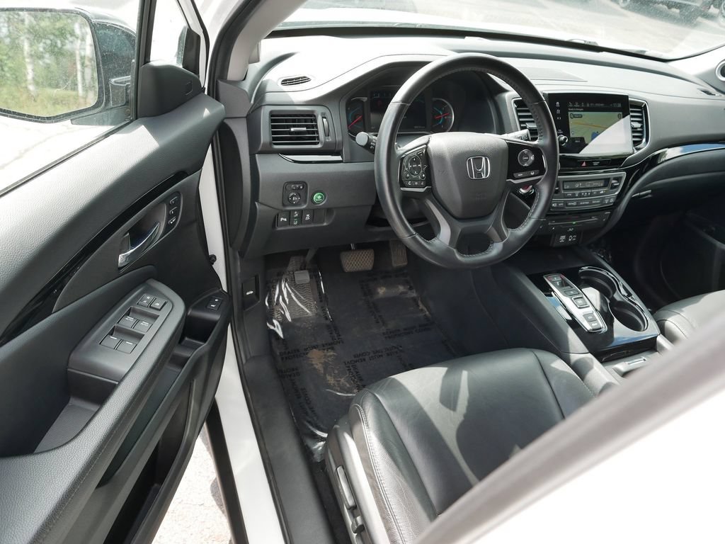 Used 2022 Honda Pilot Touring image 10
