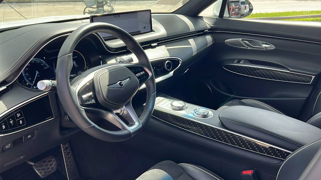 Used 2022 Genesis GV70 3.5T Sport w/ Sport Prestige Package image 2