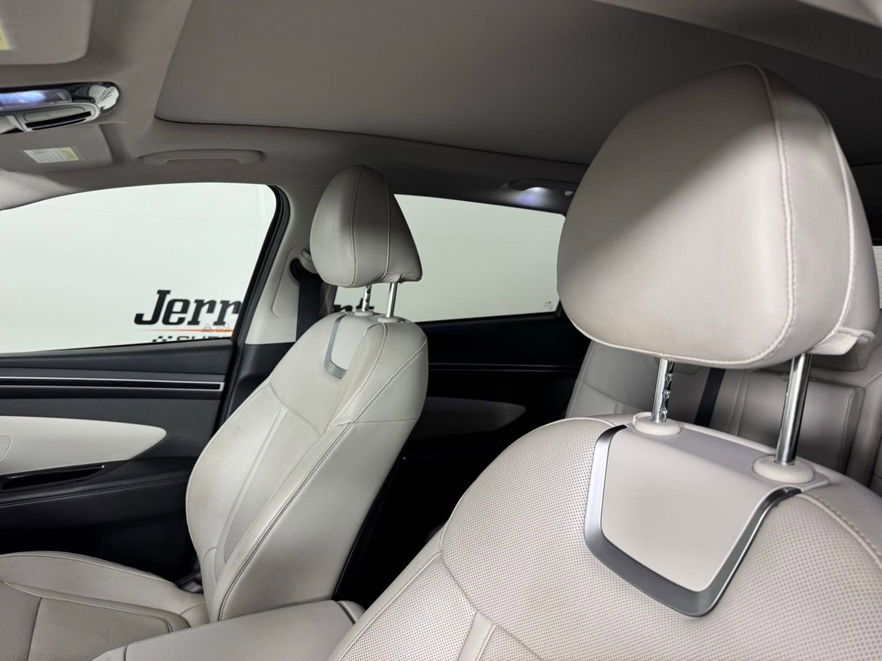 Used 2023 Hyundai Tucson Limited image 10