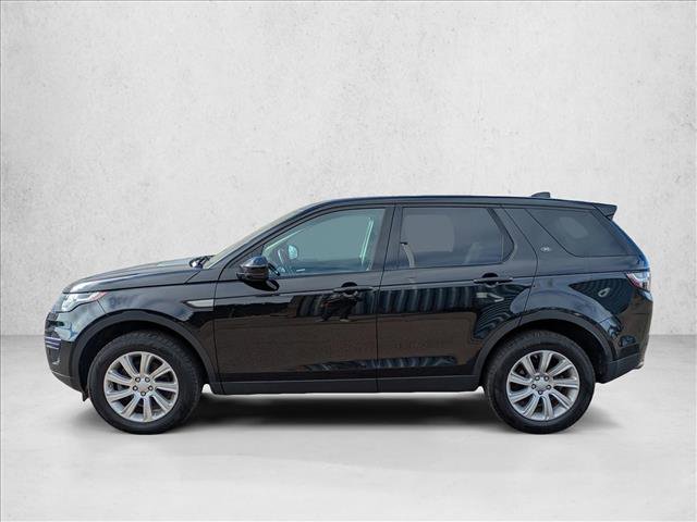 Used 2017 Land Rover Discovery Sport SE image 8