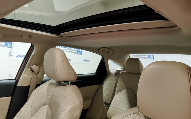 Used 2020 Toyota Avalon Limited w/ Advanced Safety Package image 37