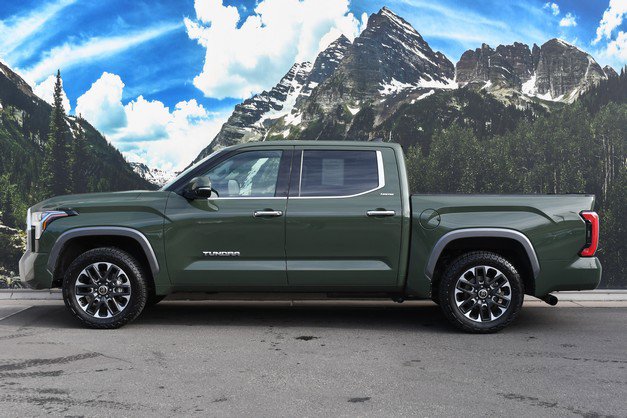 Used 2023 Toyota Tundra Limited image 7
