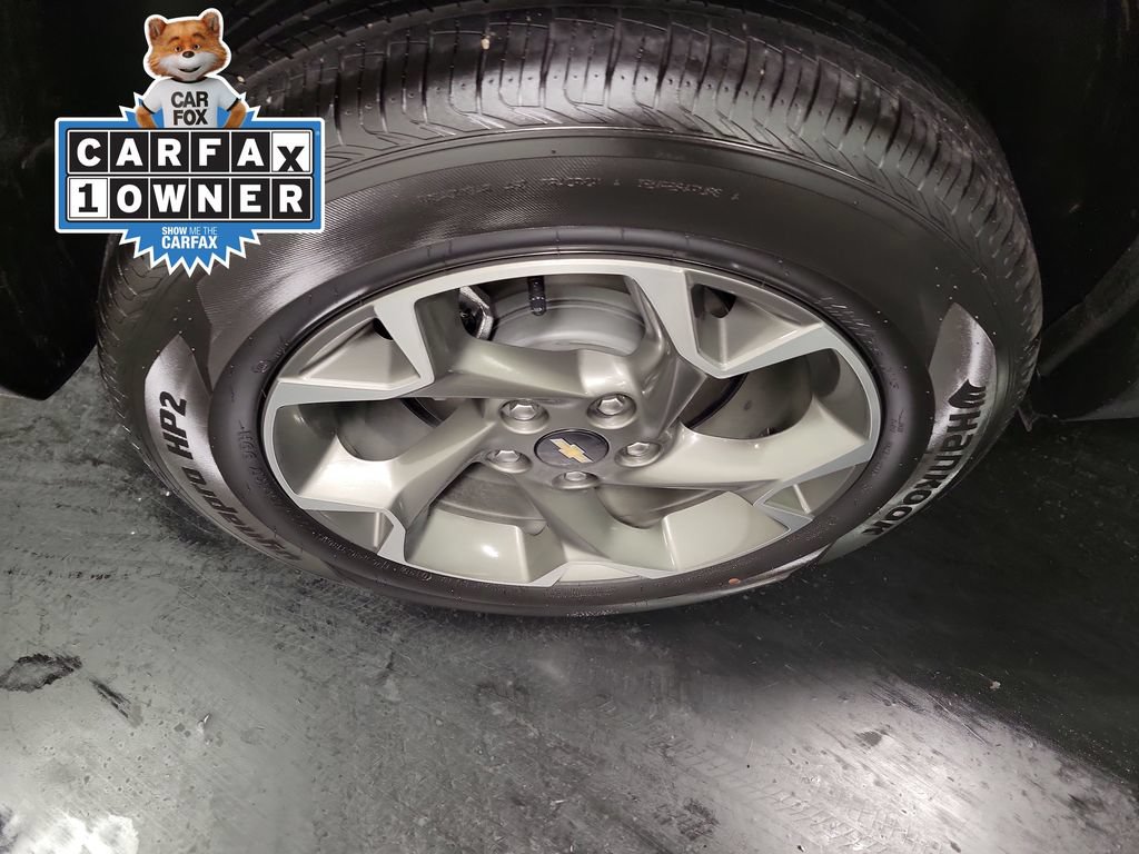 Used 2026 Chevrolet Trax LT FWD image 11