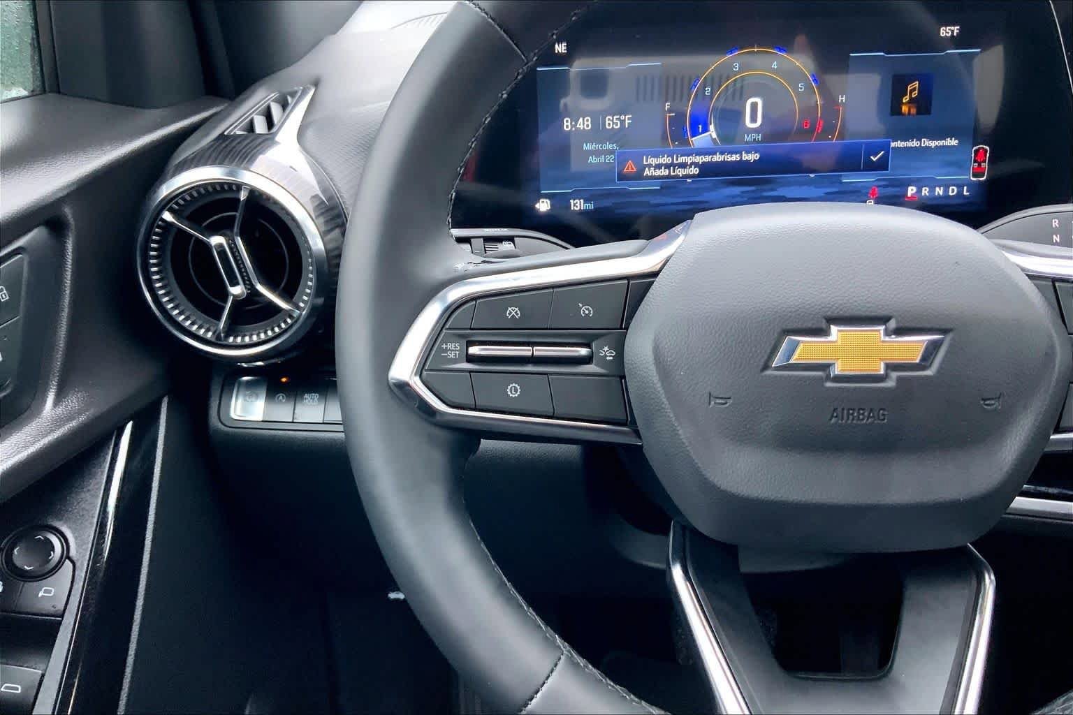 Used 2026 Chevrolet Equinox LT FWD image 22