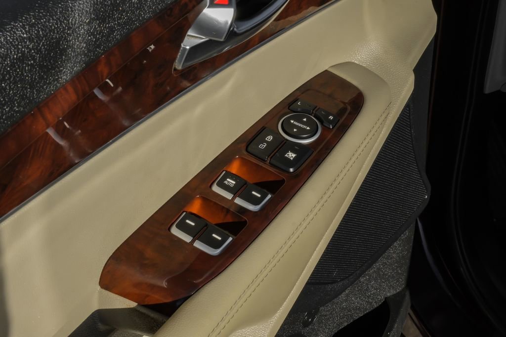 Used 2017 Kia Sorento LX w/ LX Convenience Package image 48