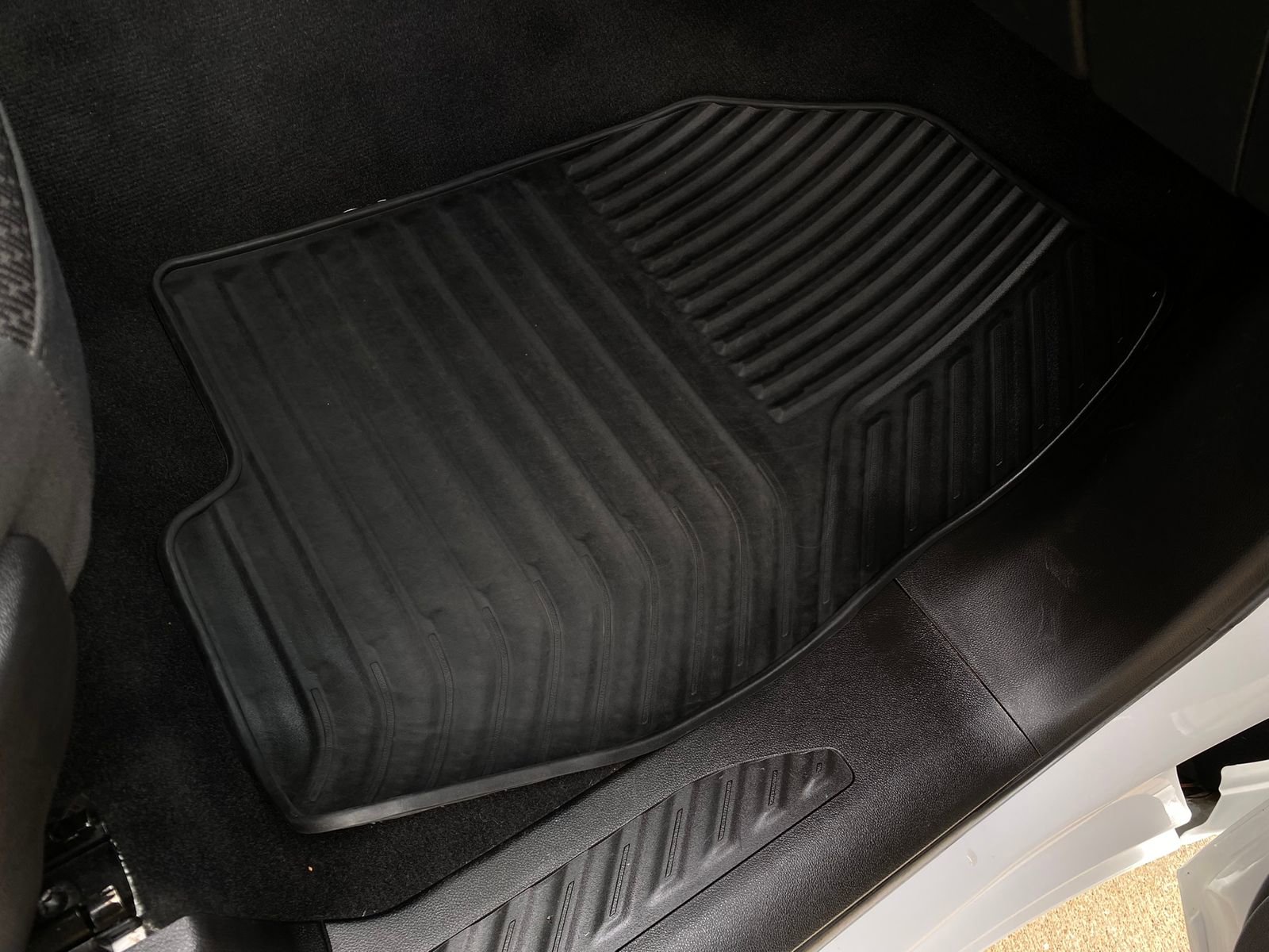 Used 2021 Chevrolet Silverado 1500 Custom image 15