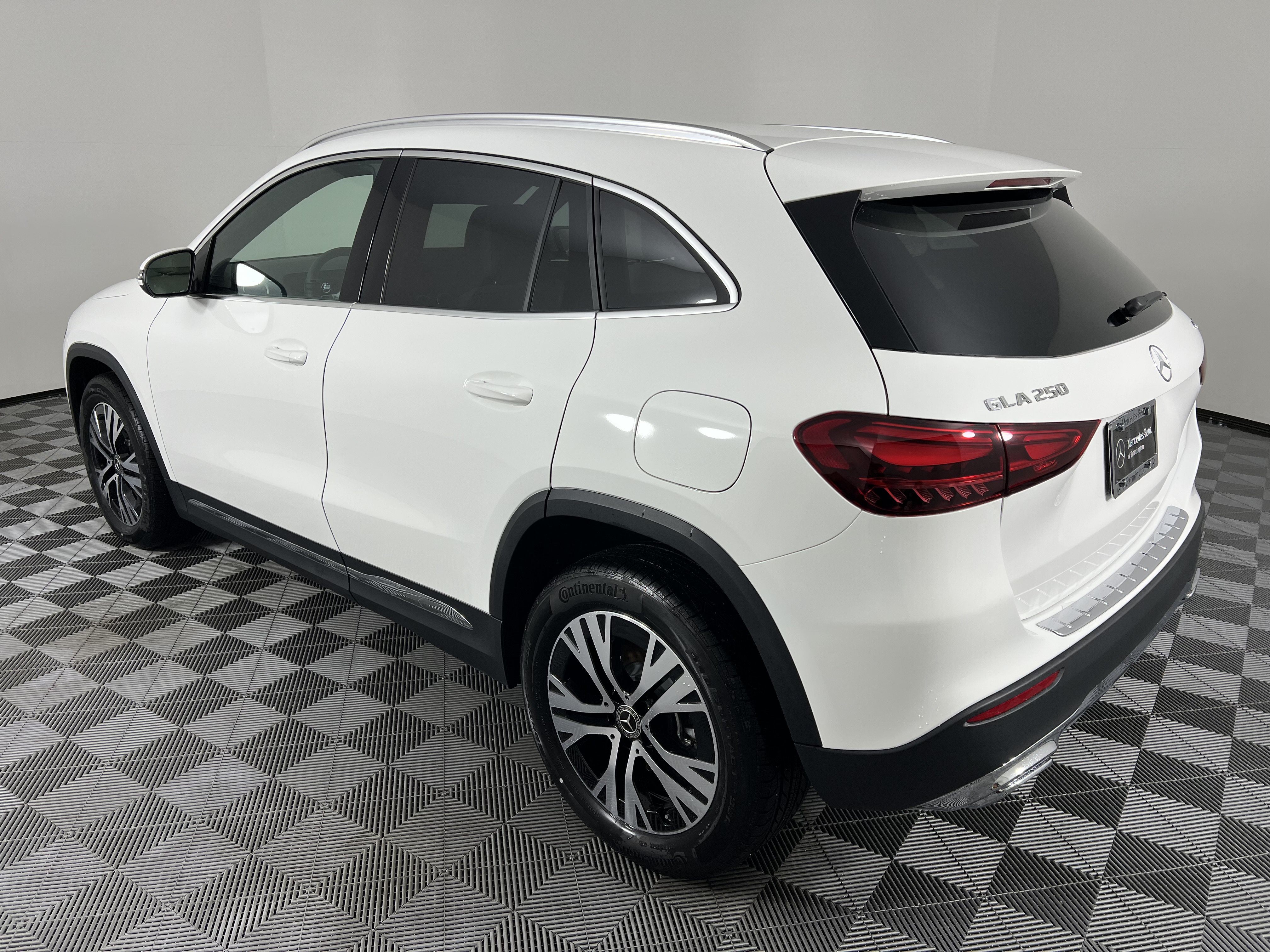 Used 2026 Mercedes-Benz GLA 250 4MATIC image 10