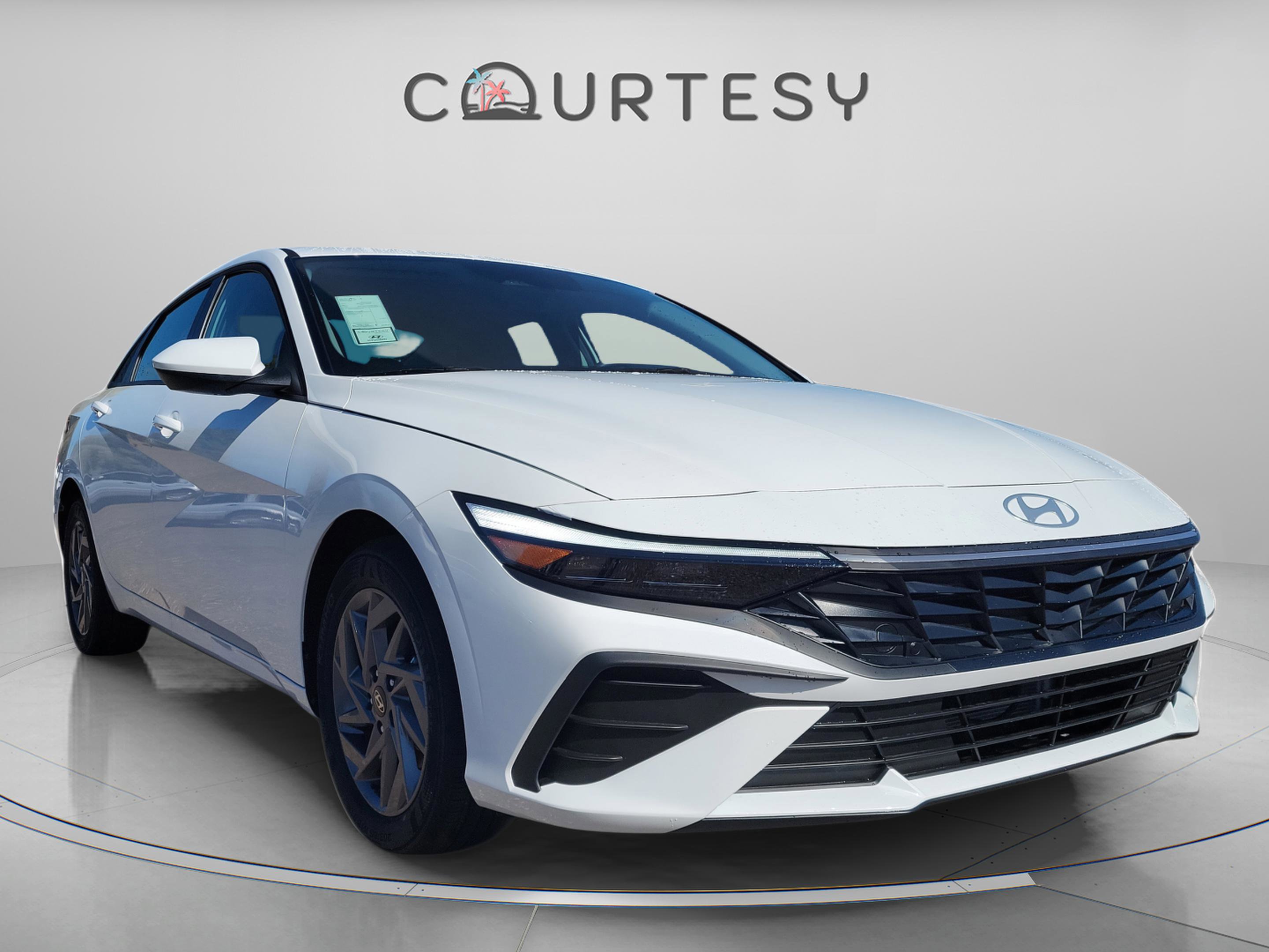 New 2026 Hyundai Elantra Blue image 4