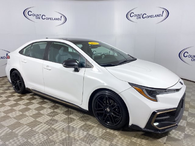 Certified 2022 Toyota Corolla SE FWD image 1