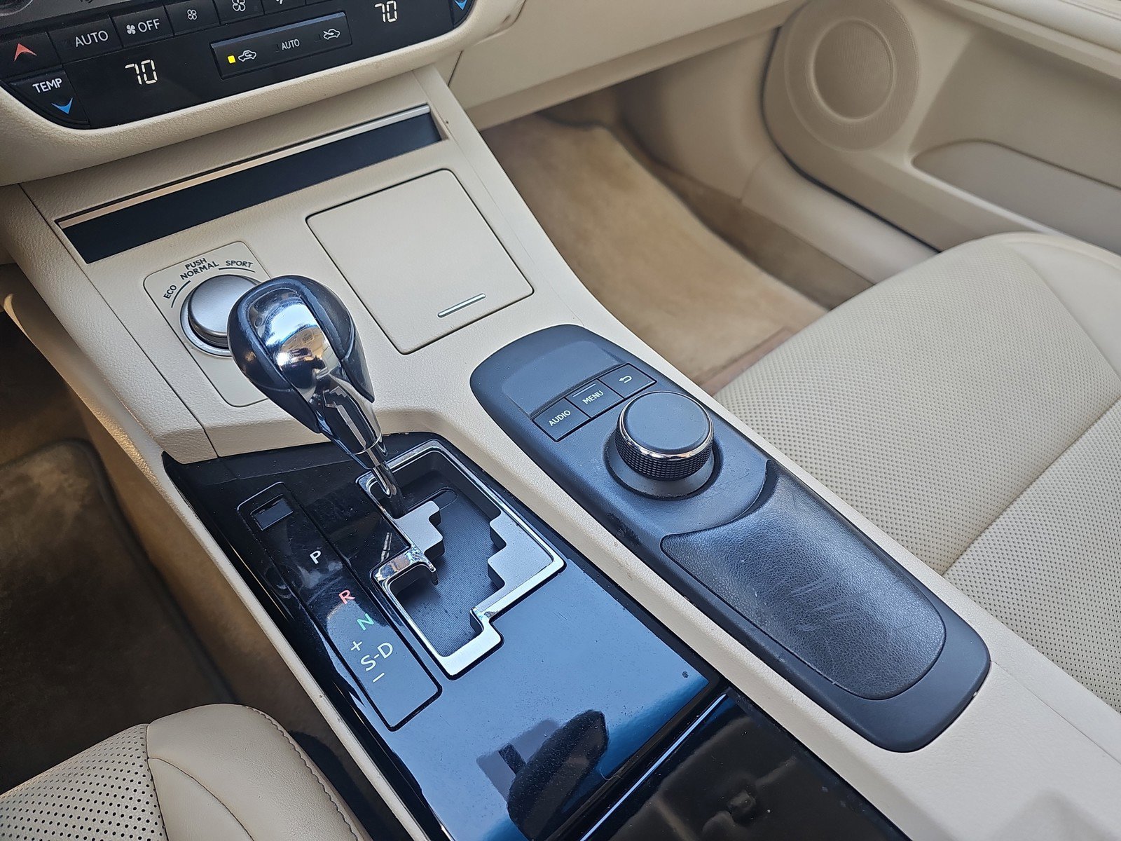 Used 2015 Lexus ES 350 image 23