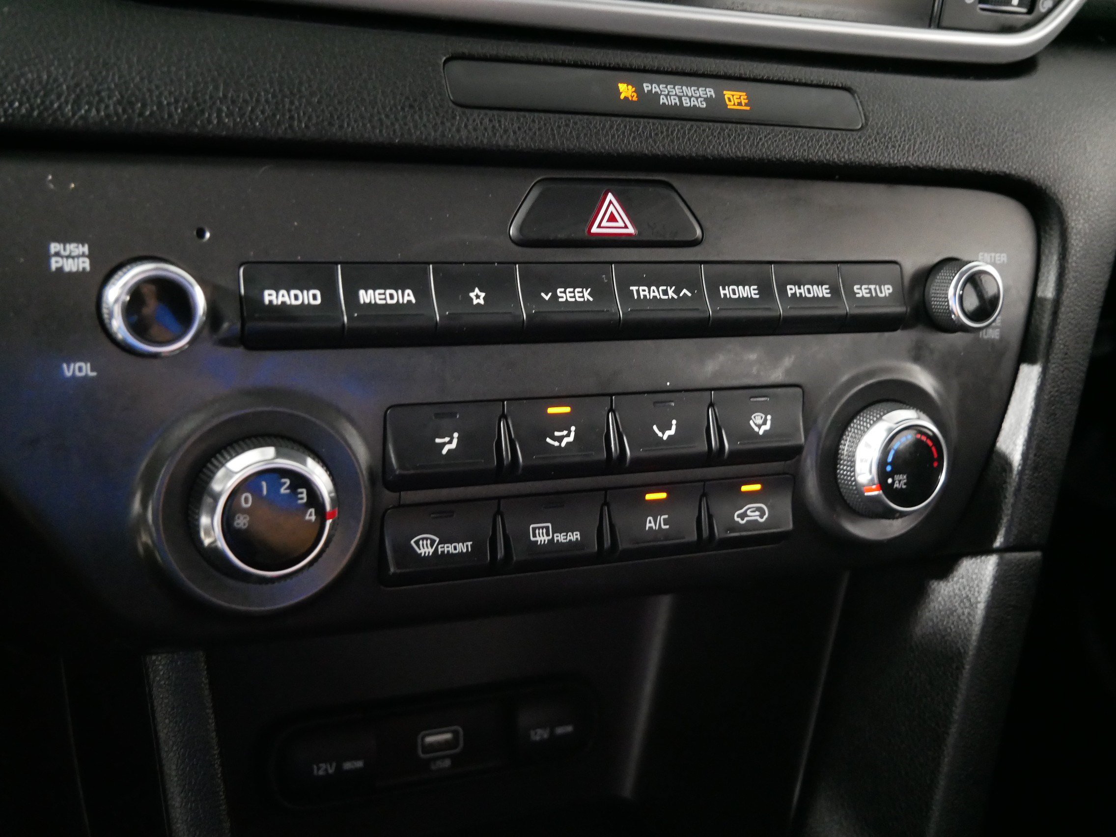 Used 2020 Kia Sportage LX FWD image 23