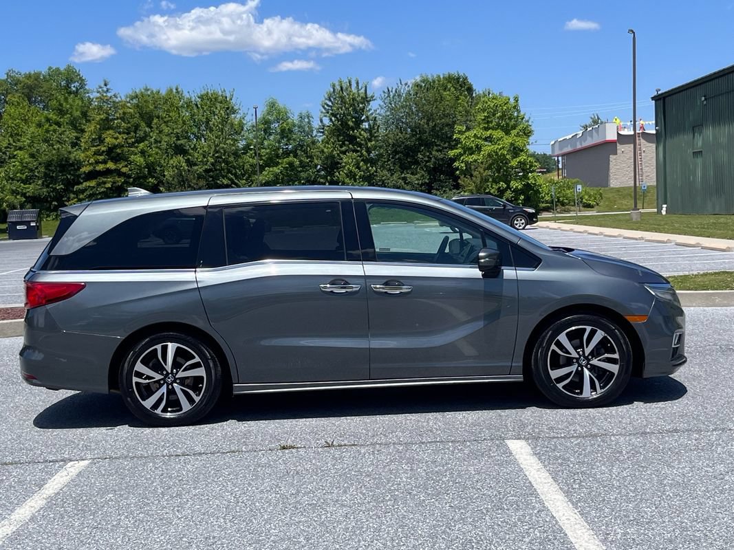 Used 2018 Honda Odyssey Elite image 8