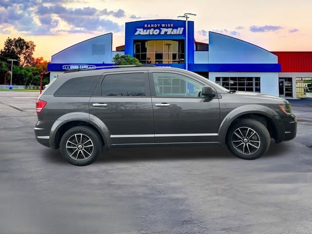 Used 2018 Dodge Journey SE w/ Popular Equipment Group FWD image 9