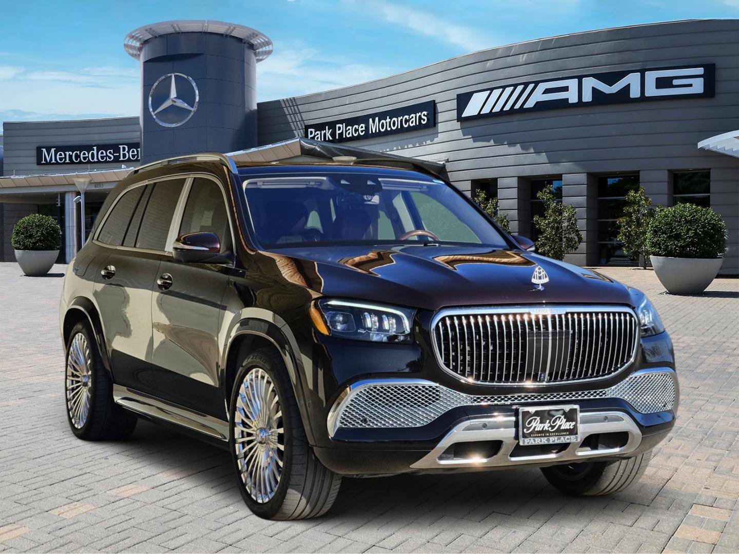 Used 2023 Mercedes-Benz Maybach GLS 600 Maybach GLS 600 image 2