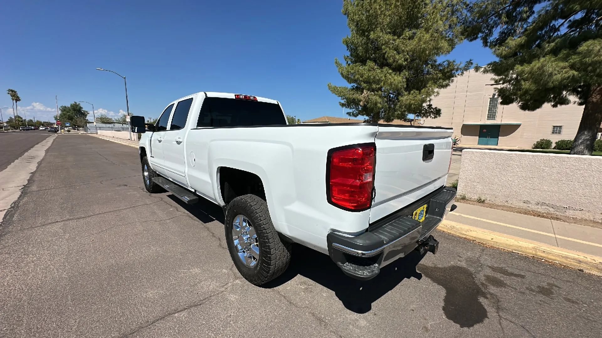 Used 2016 Chevrolet Silverado 3500 LT w/ LT Convenience Package AWD/4WD image 2