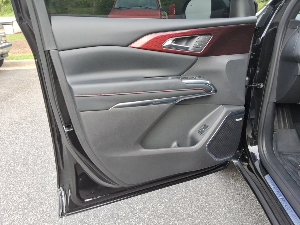 Certified 2026 Chevrolet Traverse RS w/ LPO, Floor Liner Package AWD/4WD image 21
