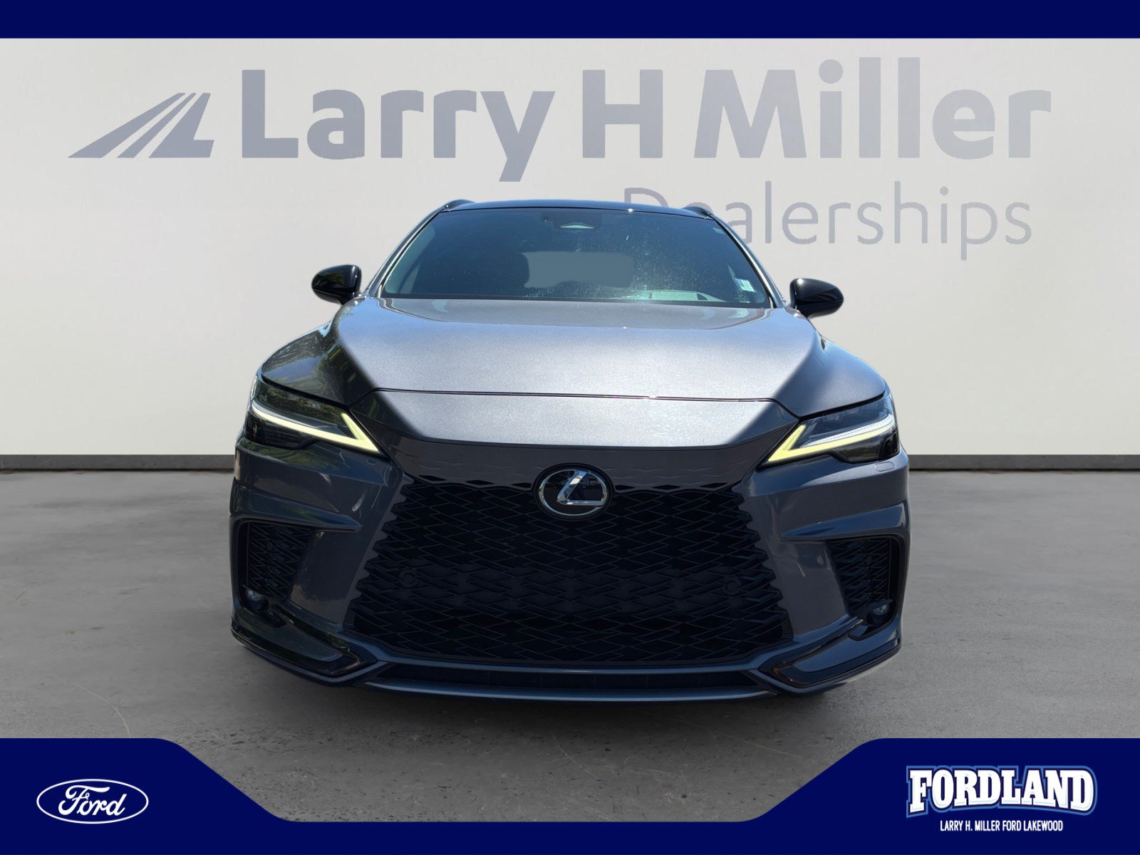 Used 2023 Lexus RX 500h F Sport w/ Accessory Package (Z1) AWD/4WD image 8