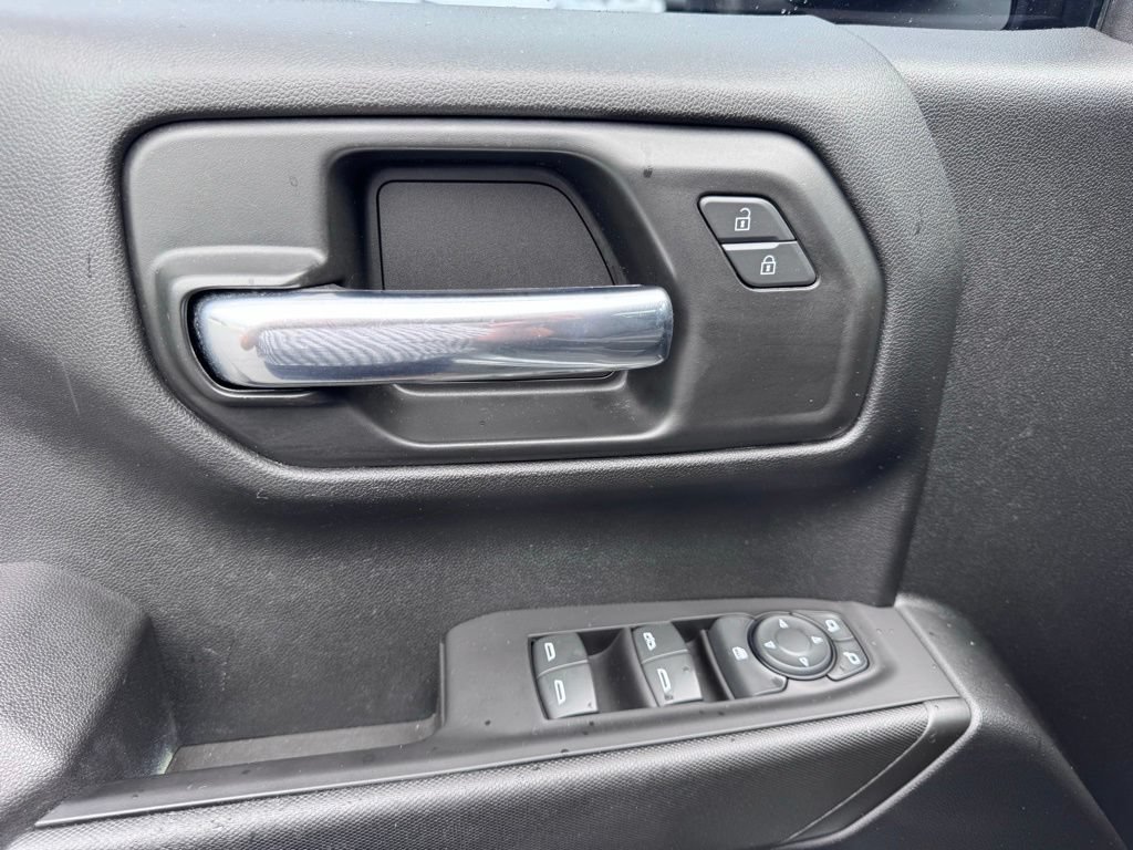 Used 2021 Chevrolet Silverado 1500 Custom Trail Boss AWD/4WD image 19