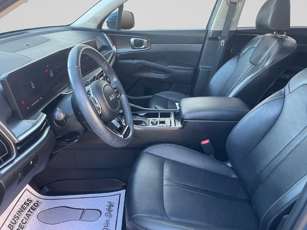 Certified 2024 Kia Sorento S w/ Panoramic Sunroof Package AWD/4WD image 21