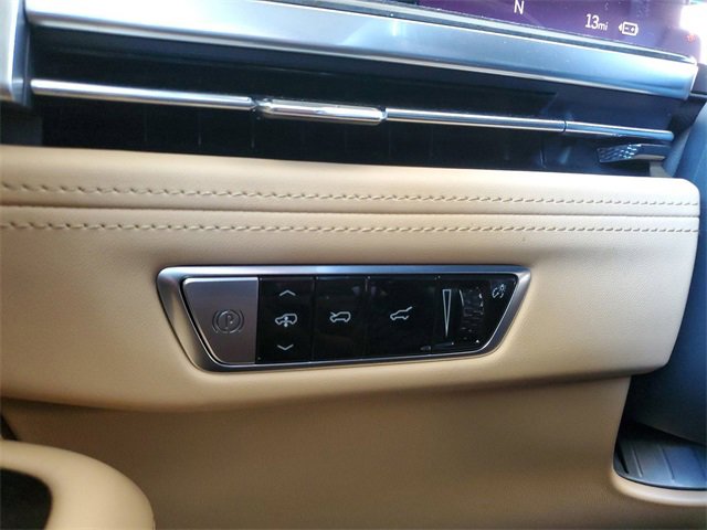 New 2025 Cadillac Escalade IQ Luxury 2 w/ LPO, Radiant Package image 22