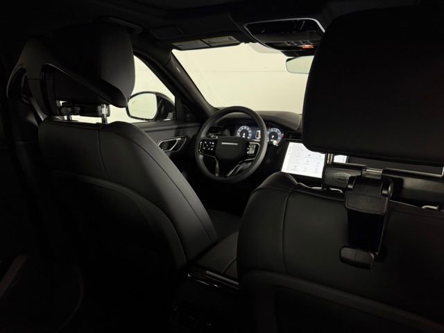 New 2026 Land Rover Range Rover Velar Dynamic SE image 31