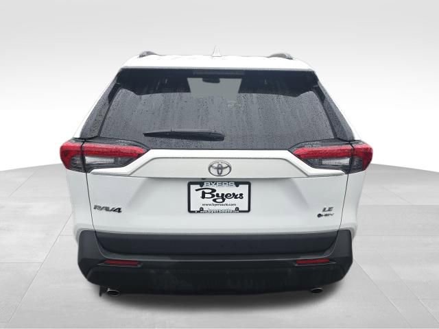 Used 2025 Toyota RAV4 LE image 5